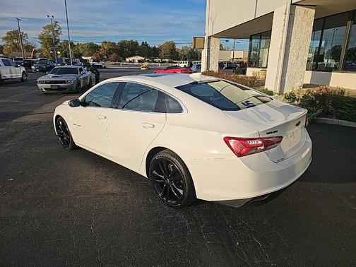 2023 Chevrolet Malibu FWD 1LT