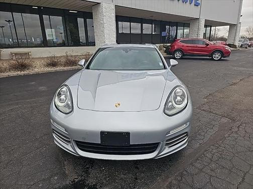 2014 Porsche Panamera 4S