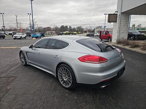 2014 Porsche Panamera 4S