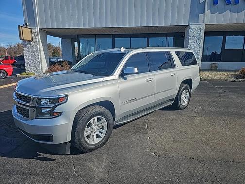 2019 Chevrolet Suburban LT