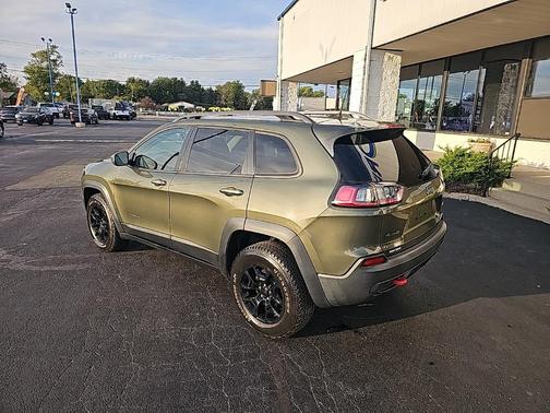 2021 Jeep Cherokee Trailhawk