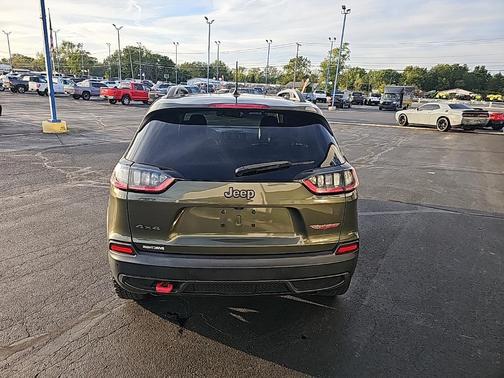 2021 Jeep Cherokee Trailhawk