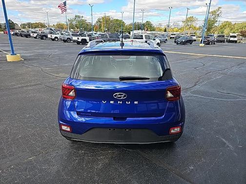 2024 Hyundai VENUE Limited