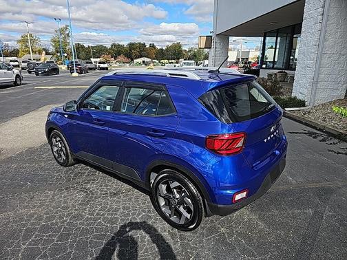 2024 Hyundai VENUE Limited