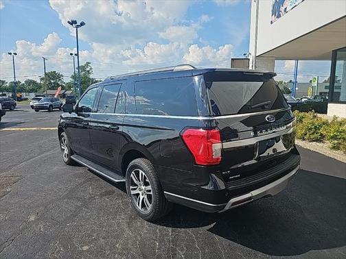 2022 Ford Expedition Max XLT