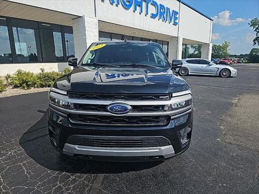 2022 Ford Expedition Max XLT