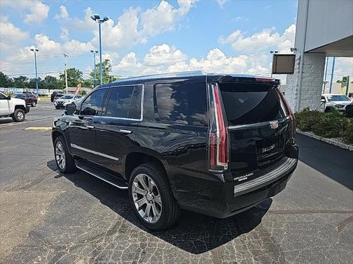 2020 Cadillac Escalade Luxury