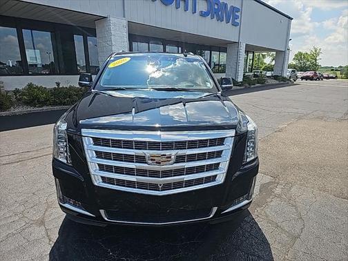 2020 Cadillac Escalade Luxury