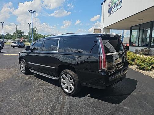 2017 Cadillac Escalade ESV Premium Luxury