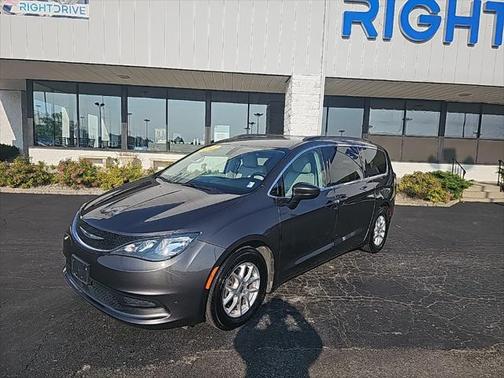 2021 Chrysler Voyager LXI