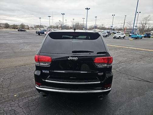 2019 Jeep Grand Cherokee Summit