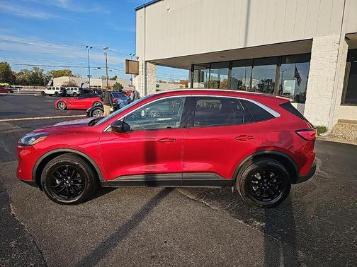 2022 Ford Escape SE
