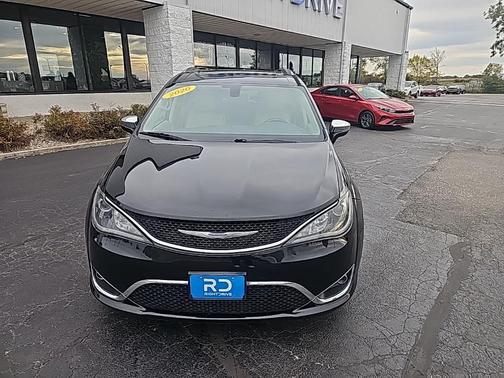2020 Chrysler Pacifica Limited