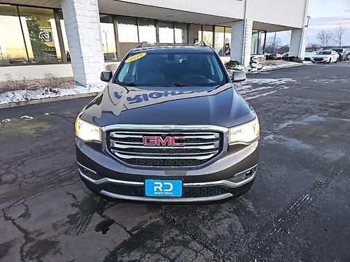 2019 GMC Acadia SLE-2