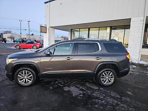 2019 GMC Acadia SLE-2