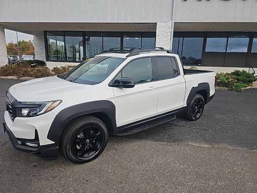 2021 Honda Ridgeline Black