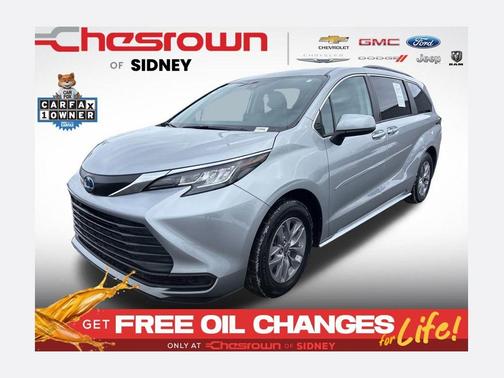2023 Toyota Sienna LE