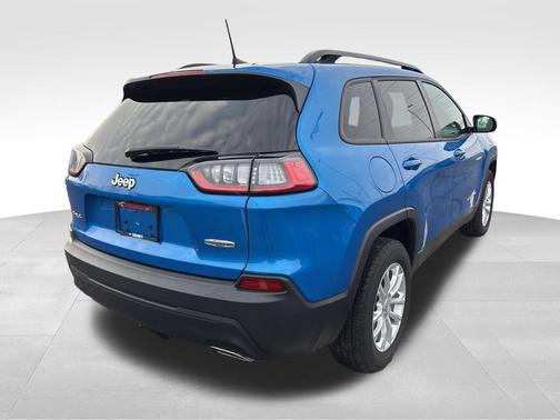 2022 Jeep Cherokee Latitude Lux