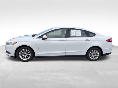 2016 Ford Fusion S