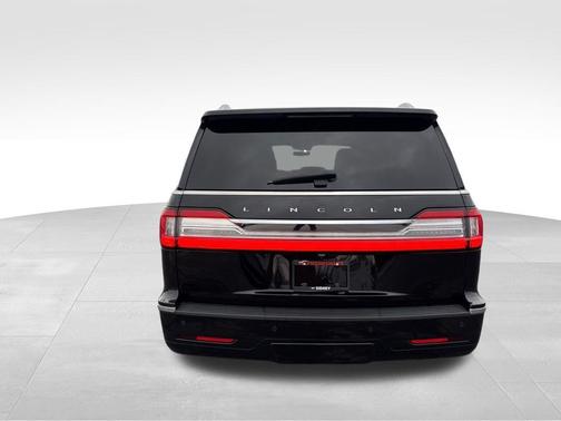 2020 Lincoln Navigator L Reserve