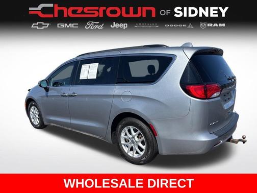 Billet Silver Metallic Clearcoat 2020 Chrysler Voyager LXI