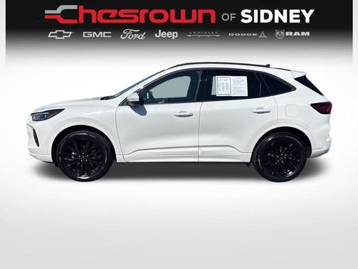 Star White 2025 Ford Escape ST-Line Elite