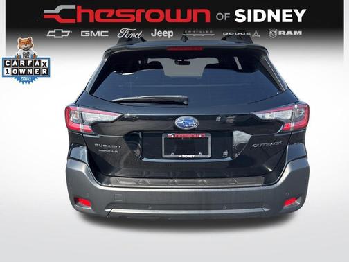 Crystal Black Silica 2025 Subaru Outback Onyx Edition