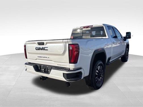 2025 GMC Sierra 2500 Denali Ultimate