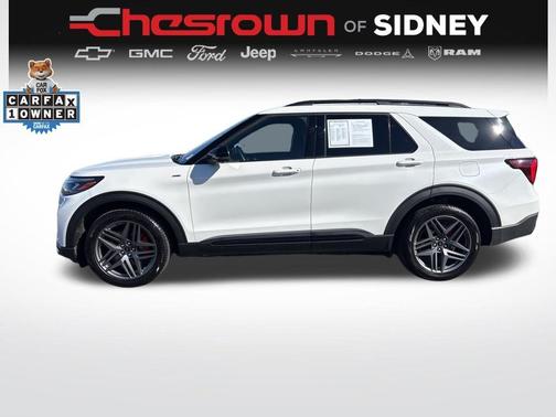 White Metallic 2025 Ford Explorer ST-Line