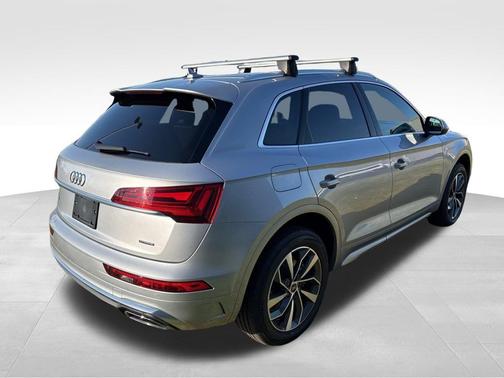 2023 Audi Q5 45 S line quattro Premium