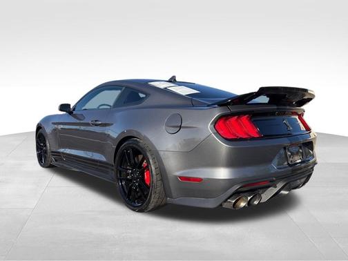 2021 Ford Shelby GT500 Base