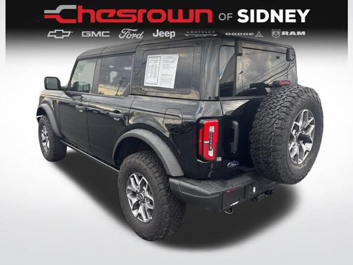 Shadow Black 2025 Ford Bronco Badlands
