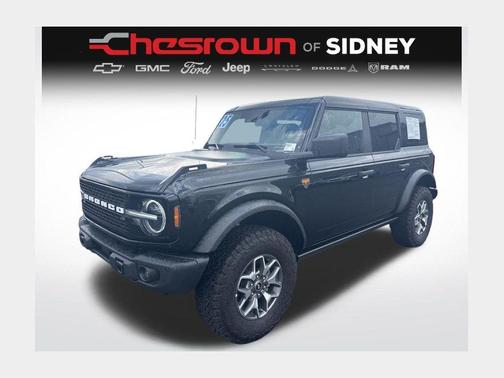 Shadow Black 2025 Ford Bronco Badlands