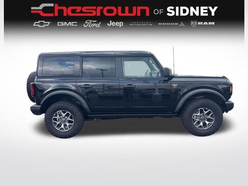 Shadow Black 2025 Ford Bronco Badlands