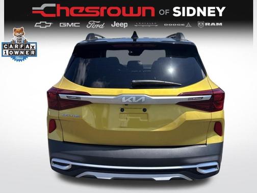 Starbright Yellow / Black Roof 2022 Kia Seltos Nightfall