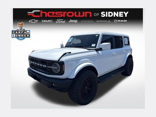 Oxford White 2025 Ford Bronco Outer Banks