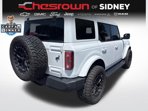 Oxford White 2025 Ford Bronco Outer Banks