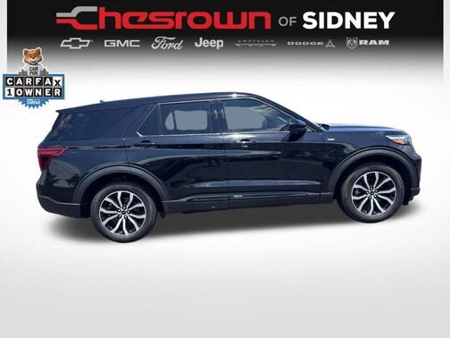 Black 2022 Ford Explorer ST-Line