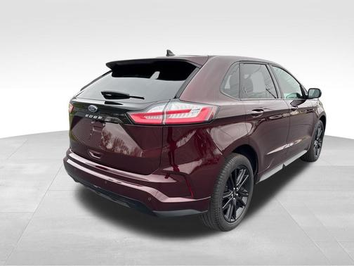 2024 Ford Edge ST Line