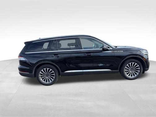 2023 Lincoln Aviator Reserve AWD