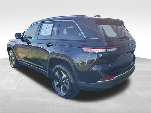 2024 Jeep Grand Cherokee 4xe Base