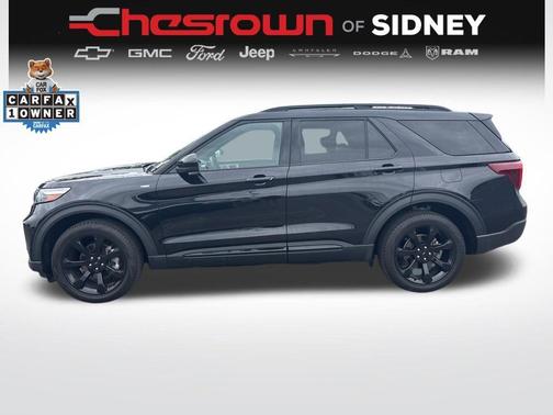 Black Metallic 2024 Ford Explorer ST-Line