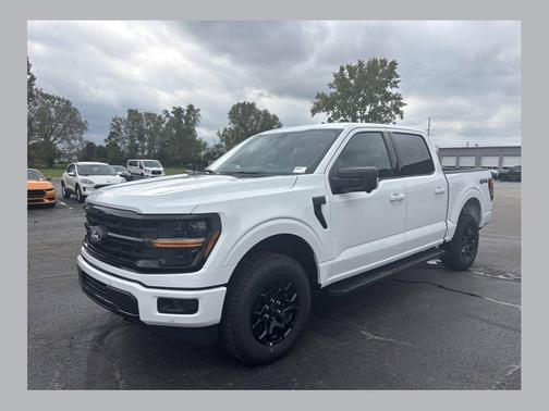 Oxford White 2026 Ford F-150 XLT
