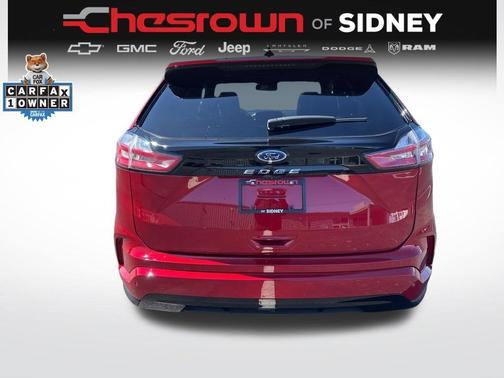 Rapid Red Metallic Tinted Clearcoat 2024 Ford Edge ST Line