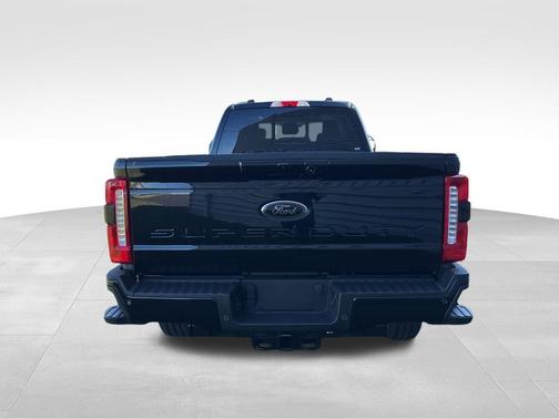 2026 Ford F-350 Lariat Super Duty