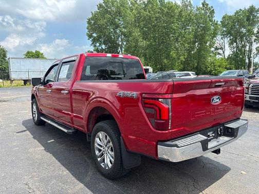 Rapid Red Metallic Tinted Clearcoat 2024 Ford F-150 Lariat