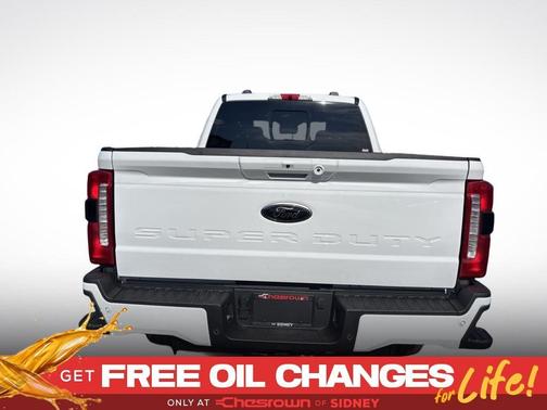 Oxford White 2026 Ford F-250 Lariat