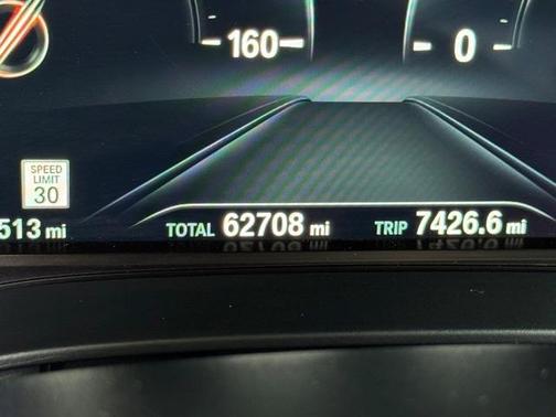 2019 BMW 530 i