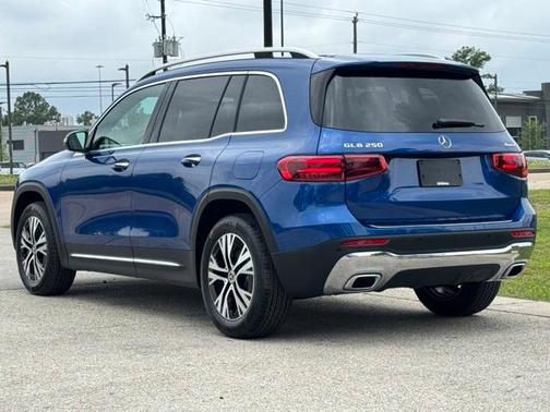 2024 Mercedes-Benz GLB 250 Base 4MATIC