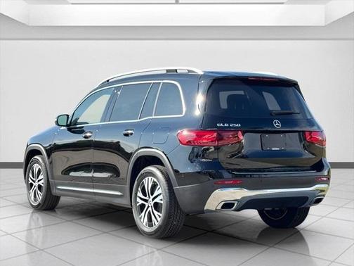 2025 Mercedes-Benz GLB 250 Base